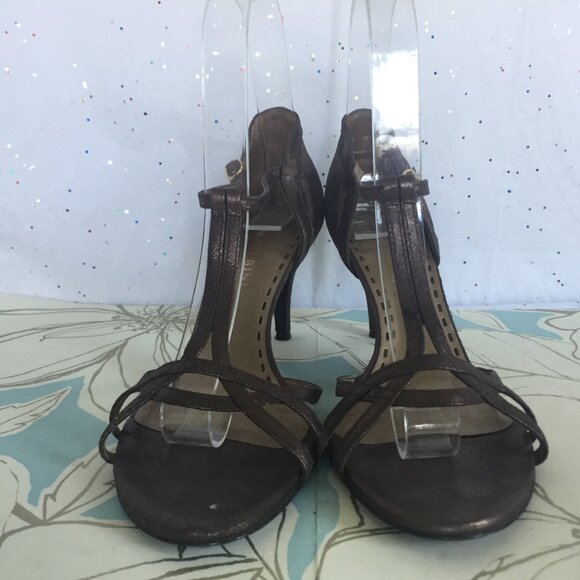 Gianni Bini Bronze Metallic Leather T strap Sandal - Size 6.5 Y2K Dressy Heels - Picture 5 of 9